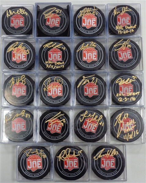 Farewell to Joe Louis Autographed Game Puck Lot of 19 Players