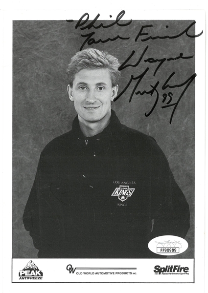 Wayne Gretzky Autographed 5x7 Promo Card