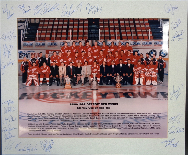 1996/97 Red Wings 16x20 Matboard Signed by 22