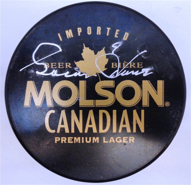 Gordie Howe Autographed Molson Canadian HHOF Puck