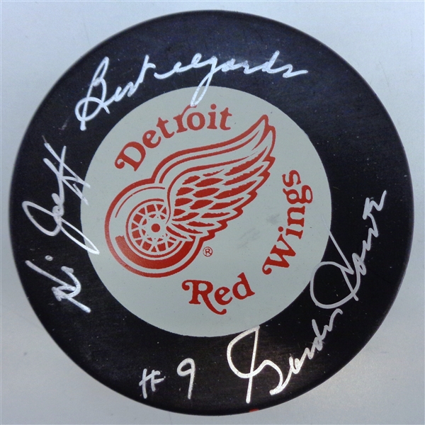 Gordie Howe Autographed Red Wings Puck w/ "Hi Jeff"
