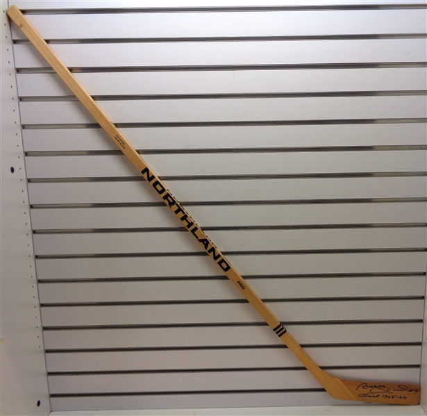 Bobby Hull Autographed Northland Stick w/ Hart