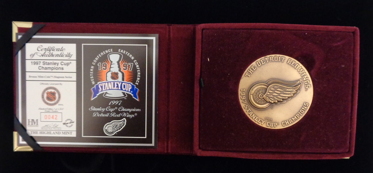1997 Red Wings Bronze Magnum Coin