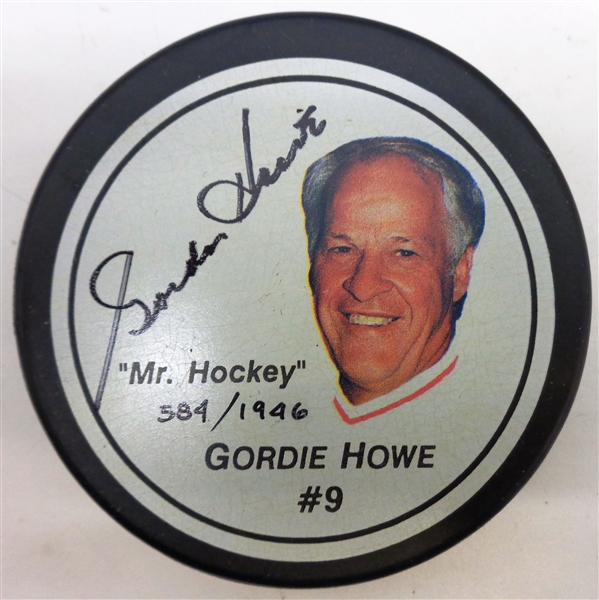 Gordie Howe Autographed L/E Photo Puck