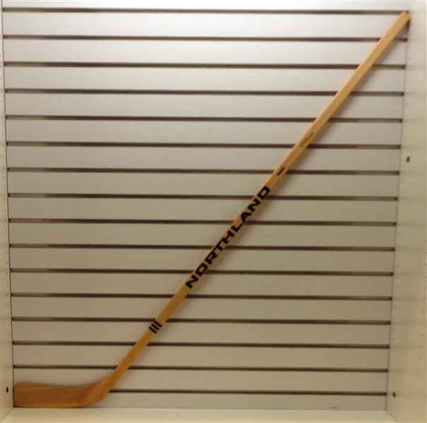 Northland Vintage Unsigned Straight Blade Stick