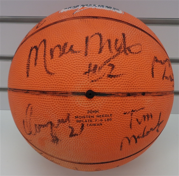 1990/91 Atlanta Hawks Team Signed Basketball