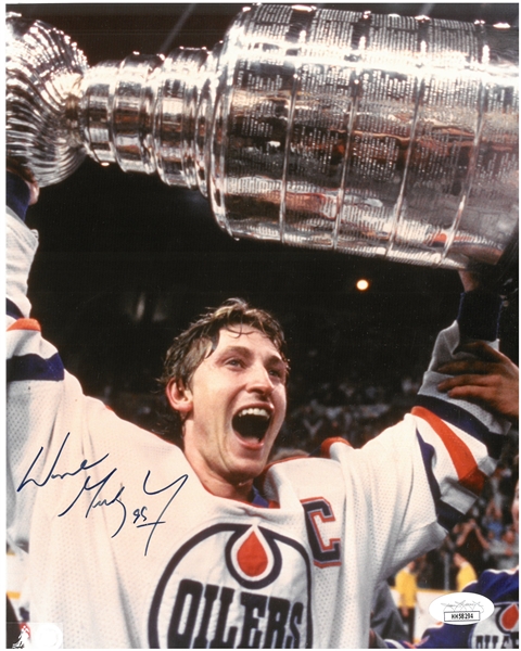 Wayne Gretzky Autographed 8x10 Photo - Stanley Cup