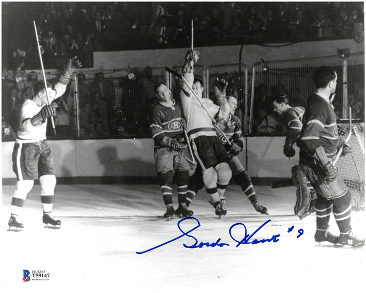 Gordie Howe Autographed 8x10 Photo - Celebrating a Goal