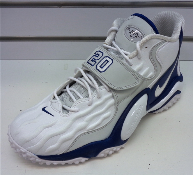 Barry Sanders Autographed L/E Shoe