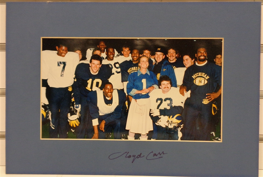 Lloyd Carr Autographed Team Picture (Carr Collection)