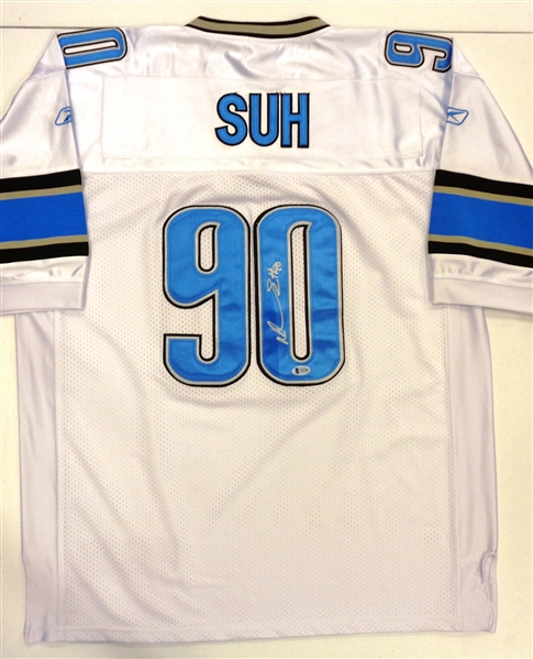 Ndamukong Suh Autographed Jersey