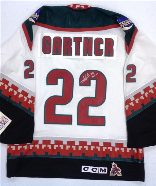 Mike Gartner Autographed Coyotes Jersey