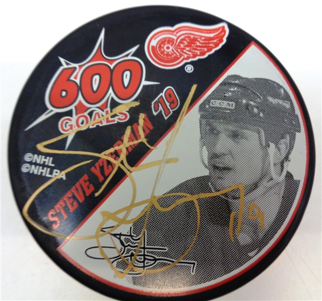 Steve Yzerman Autographed 600 Goals Puck