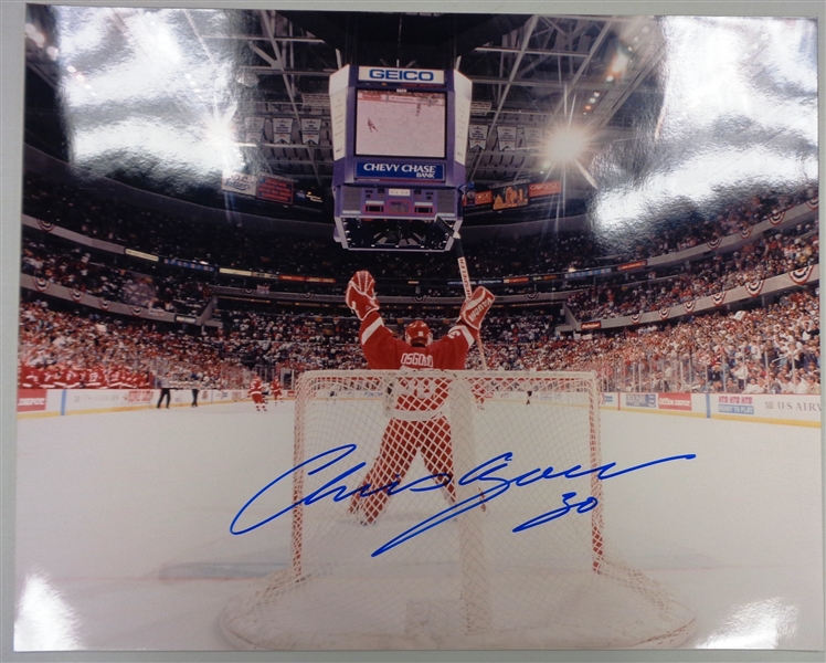 Chris Osgood Autographed 16x20 Photo - Celebrating