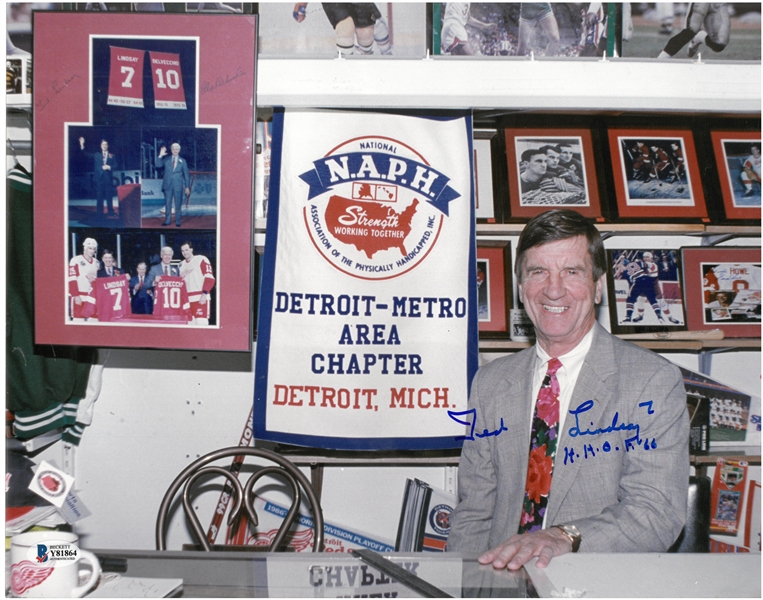 Ted Lindsay Autographed 11x14 Photo