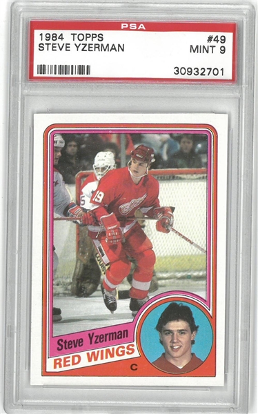 Steve Yzerman 1984/85 Topps Rookie PSA 9