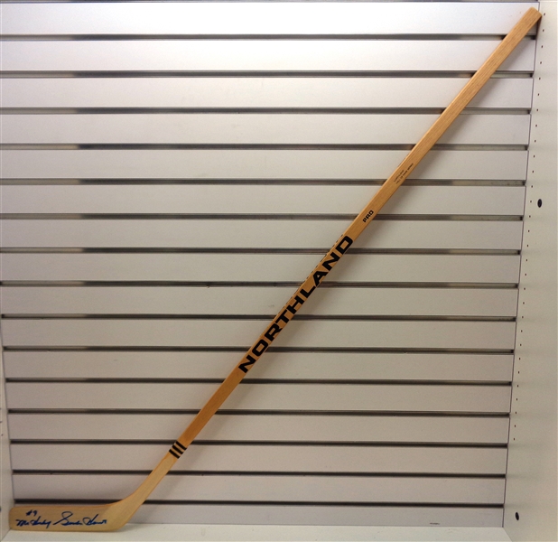 Gordie Howe Autographed Stick w/ Mr. Hockey