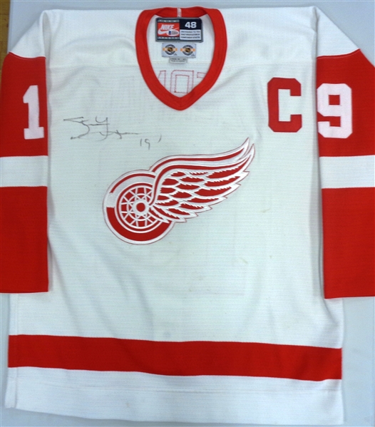Steve Yzerman Autographed Nike Authentic Jersey