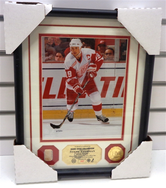 Steve Yzerman Highland Mint Framed 8x10 w/ Stick Piece