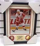 Steve Yzerman Highland Mint Framed 8x10 w/ Stick Piece
