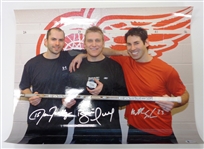 Hull's 732nd Goal 16x20 Signed by Wooley and Schneider (Assists)