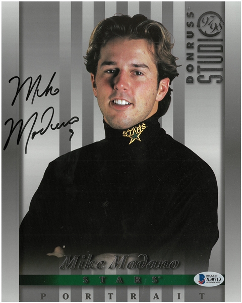 Mike Modano Autographed 8x10 Studio