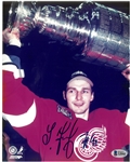 Sergei Fedorov Autographed 8x10 Photo - 98 Cup