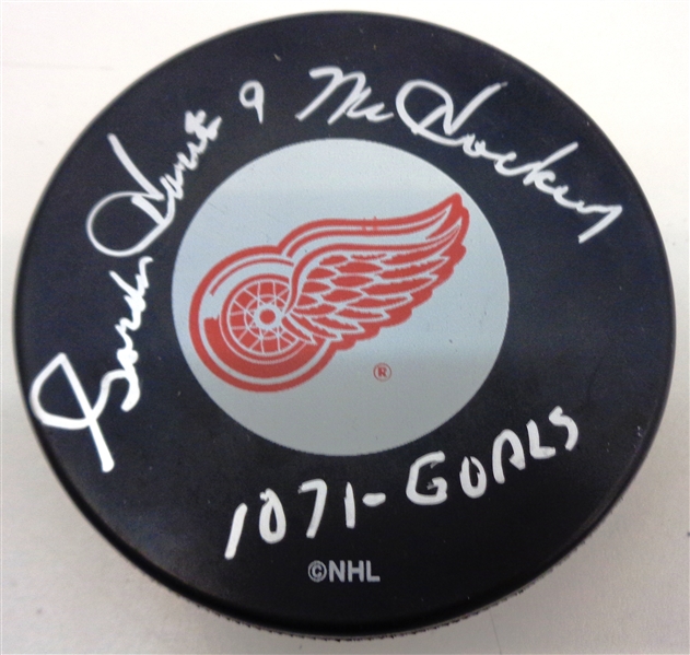 Gordie Howe Autographed Puck w/ Mr. Hockey & 1071 Goals