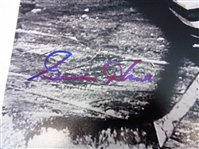 Gordie Howe Autographed 16x20 Photo - Juniors