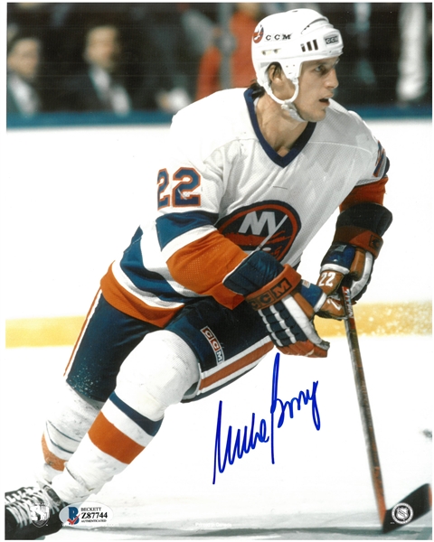 Mike Bossy Autographed 8x10 Photo