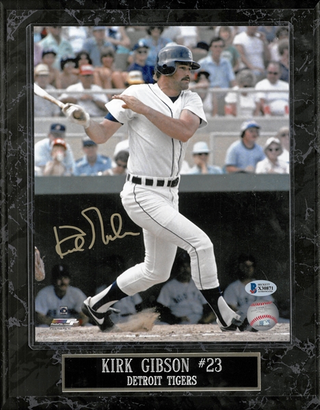 Kirk Gibson Autographed 8x10 Photo Plaque