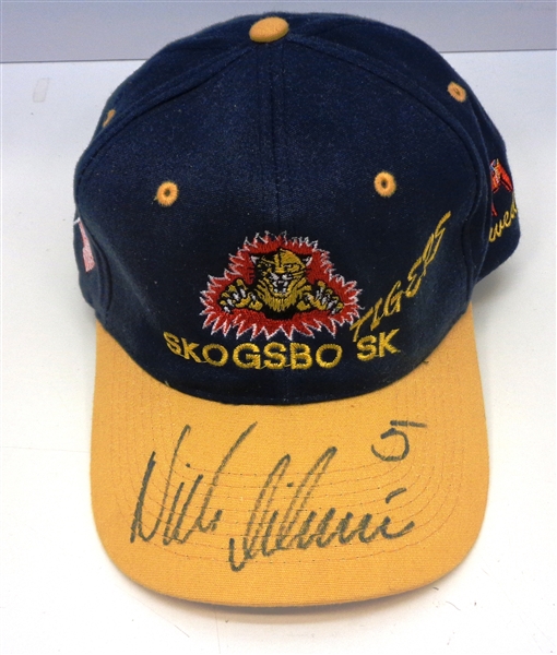 Nick Lidstrom Autographed Swedish Hat