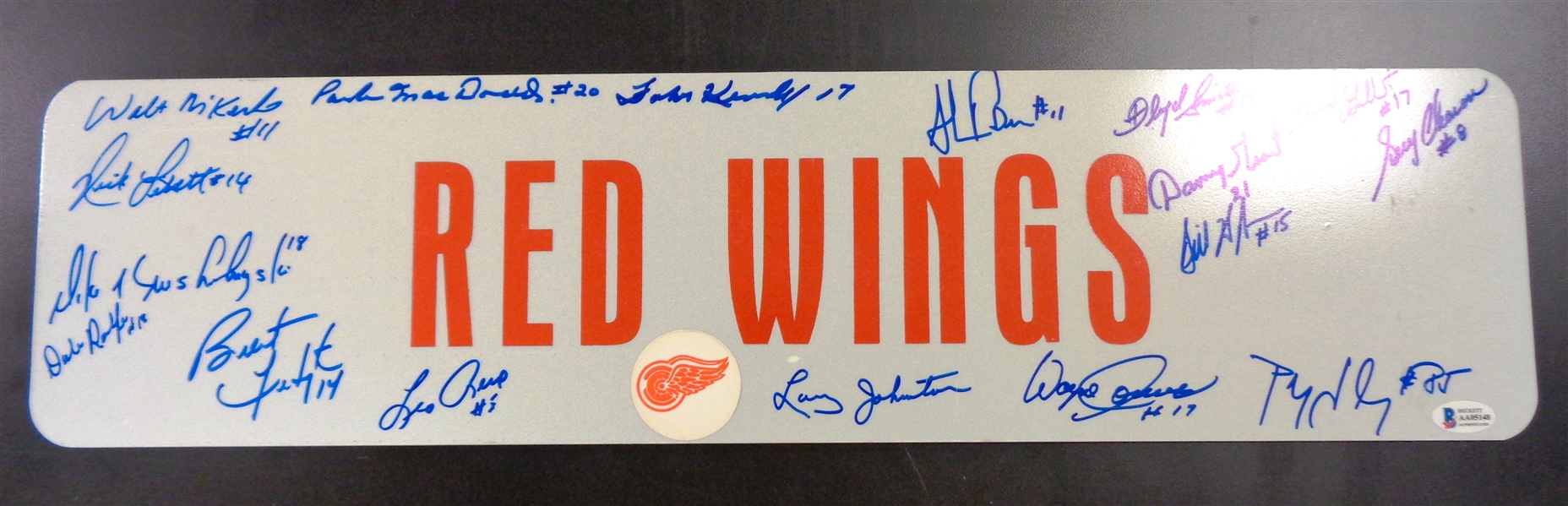Red Wings Street Sign Autographed by 17