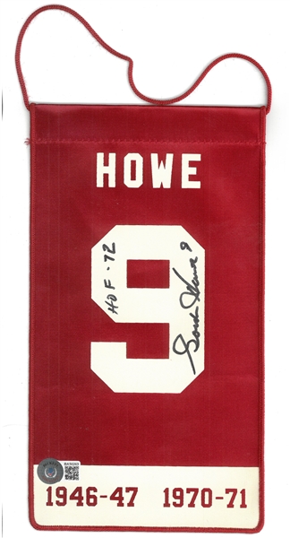 Gordie Howe Autographed Mini Retirement Banner