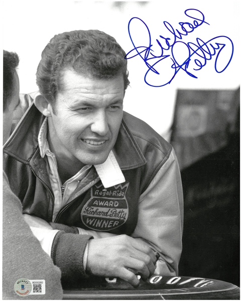 Richard Petty Autographed 8x10 Photo