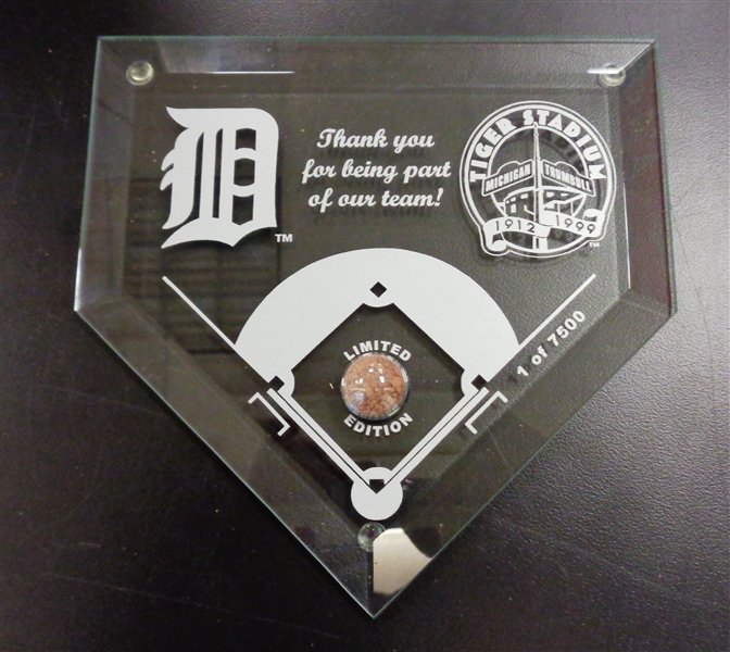 2000 Detroit Tigers Season Ticket Holder Crystal Home Plate