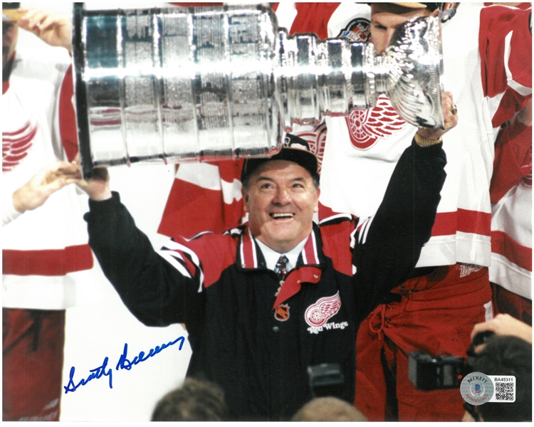 Scotty Bowman Autographed 8x10 Photo