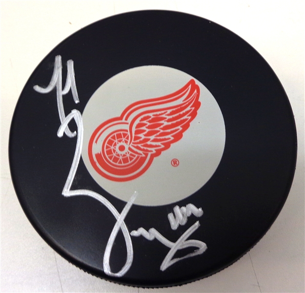 Todd Bertuzzi Autographed Red Wings Puck