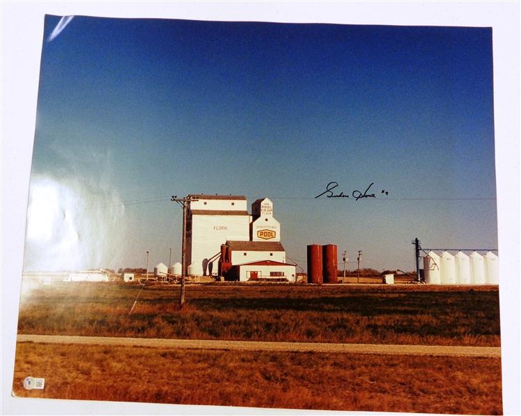 Gordie Howe Autographed Saskatchewan 20x24 Photo