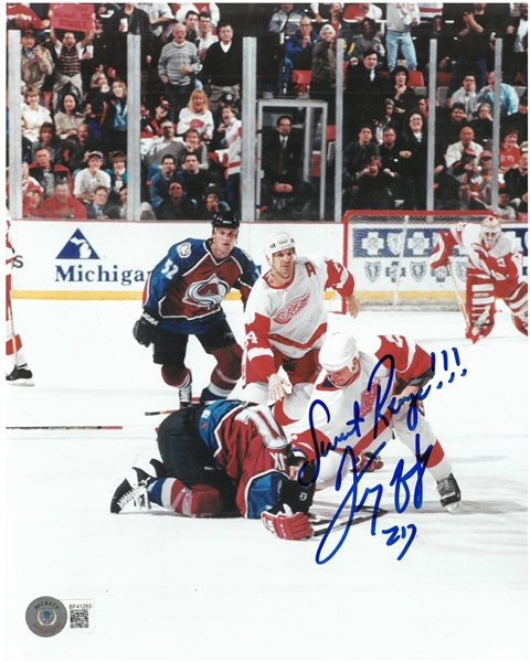 Darren McCarty Autographed 8x10 Fight