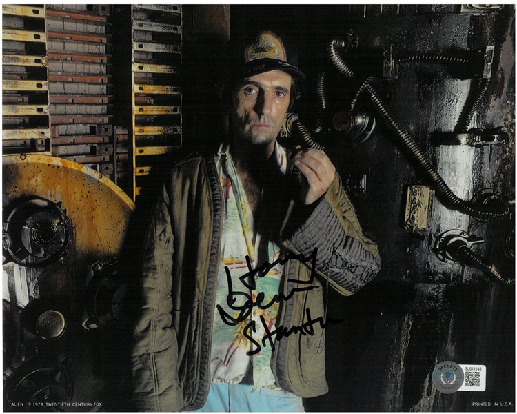 Harry Dean Stanton Autographed 8x10