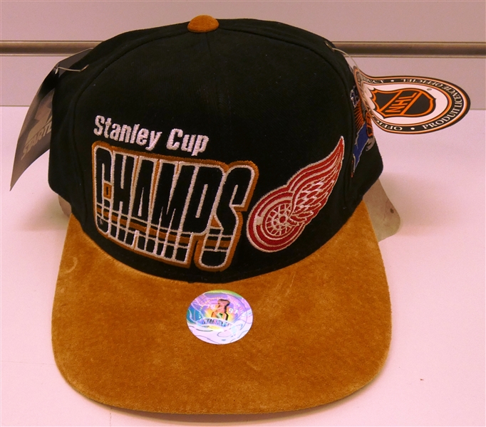 Lot Detail - Detroit Red Wings 1997 Stanley Cup Locker Room Hat