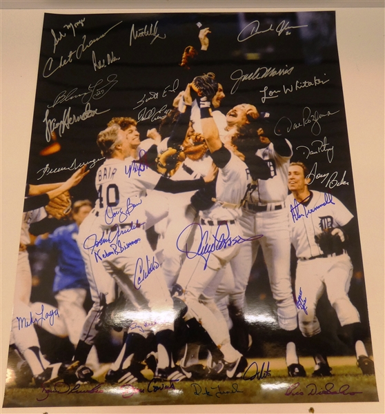 1984 Detroit Tigers Team Signed 16x20 Photo (30 autos)