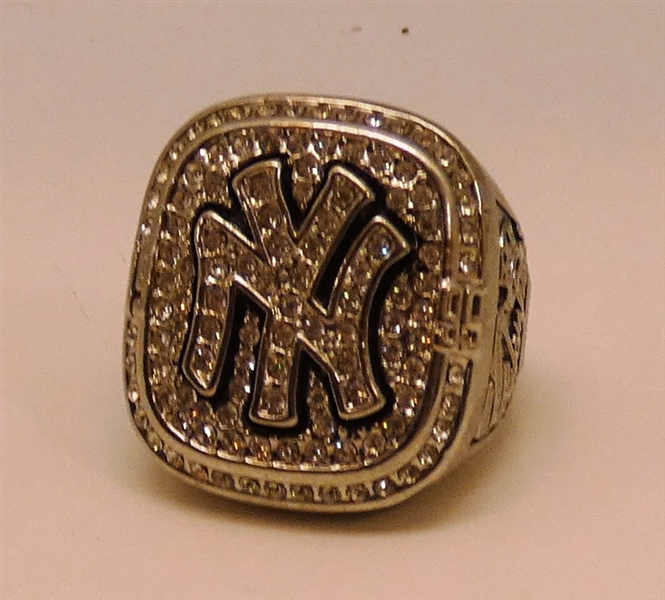 NY Yankees 1999 Replica Ring