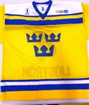 Nicklas Lidstrom Autographed Sweden Jersey