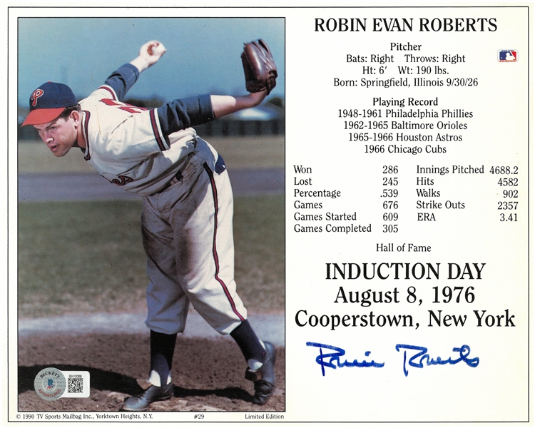 Robin Roberts Autographed 8x10 Induction Card
