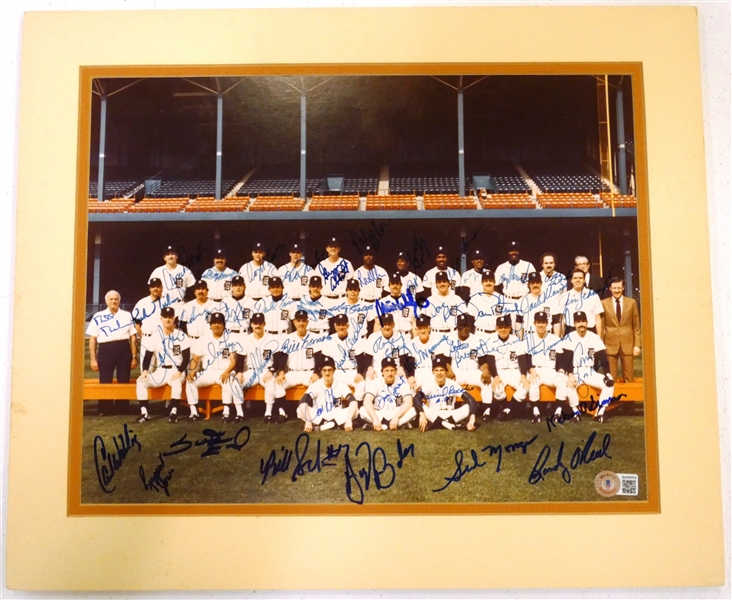 1984 Detroit Tigers Team Signed 11x14 Photo (46 Signatures)