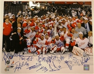 2008 Detroit Red Wings 16x20 Team Signed Photo