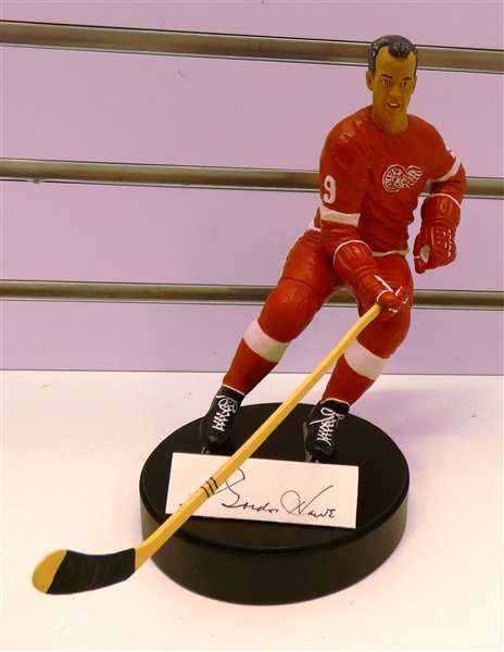 Gordie Howe Autographed #47/50 Gartlan Artist Proof Figurine