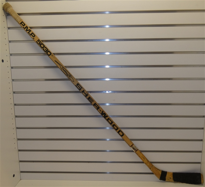 Gerard Gallant Game Used Stick